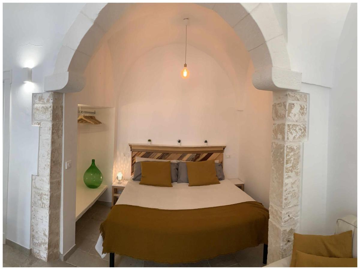 White Stone Flats & Studios Ostuni Exteriör bild