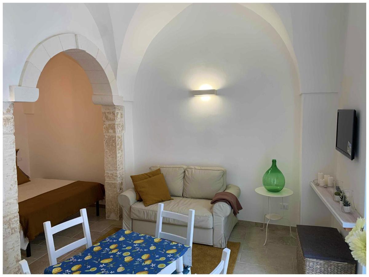 White Stone Flats & Studios Ostuni Exteriör bild