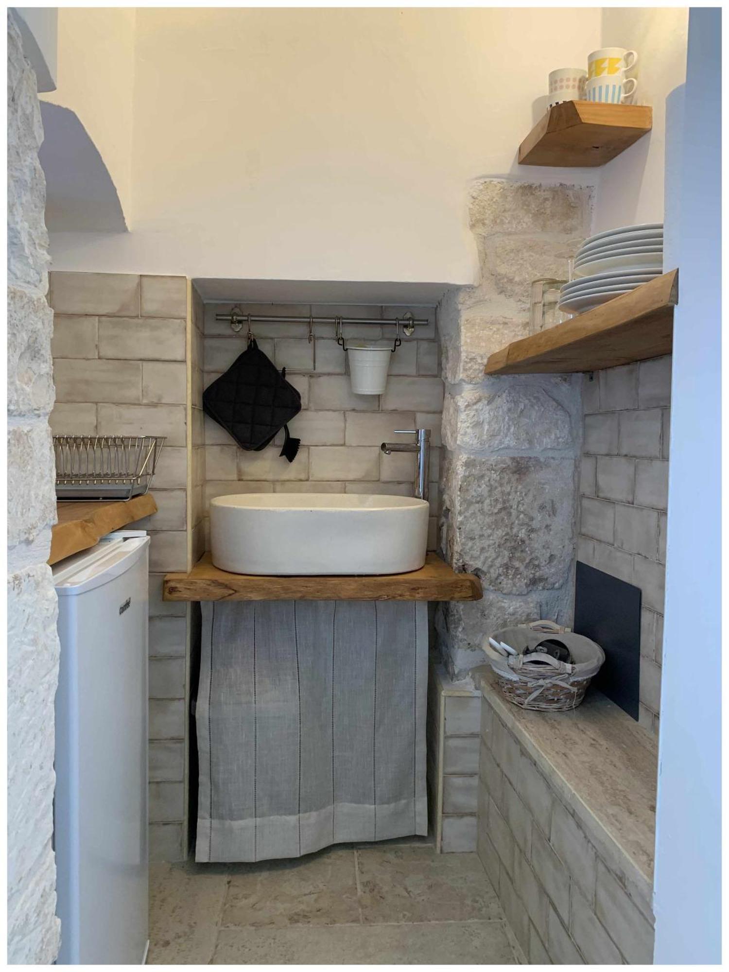 White Stone Flats & Studios Ostuni Rum bild
