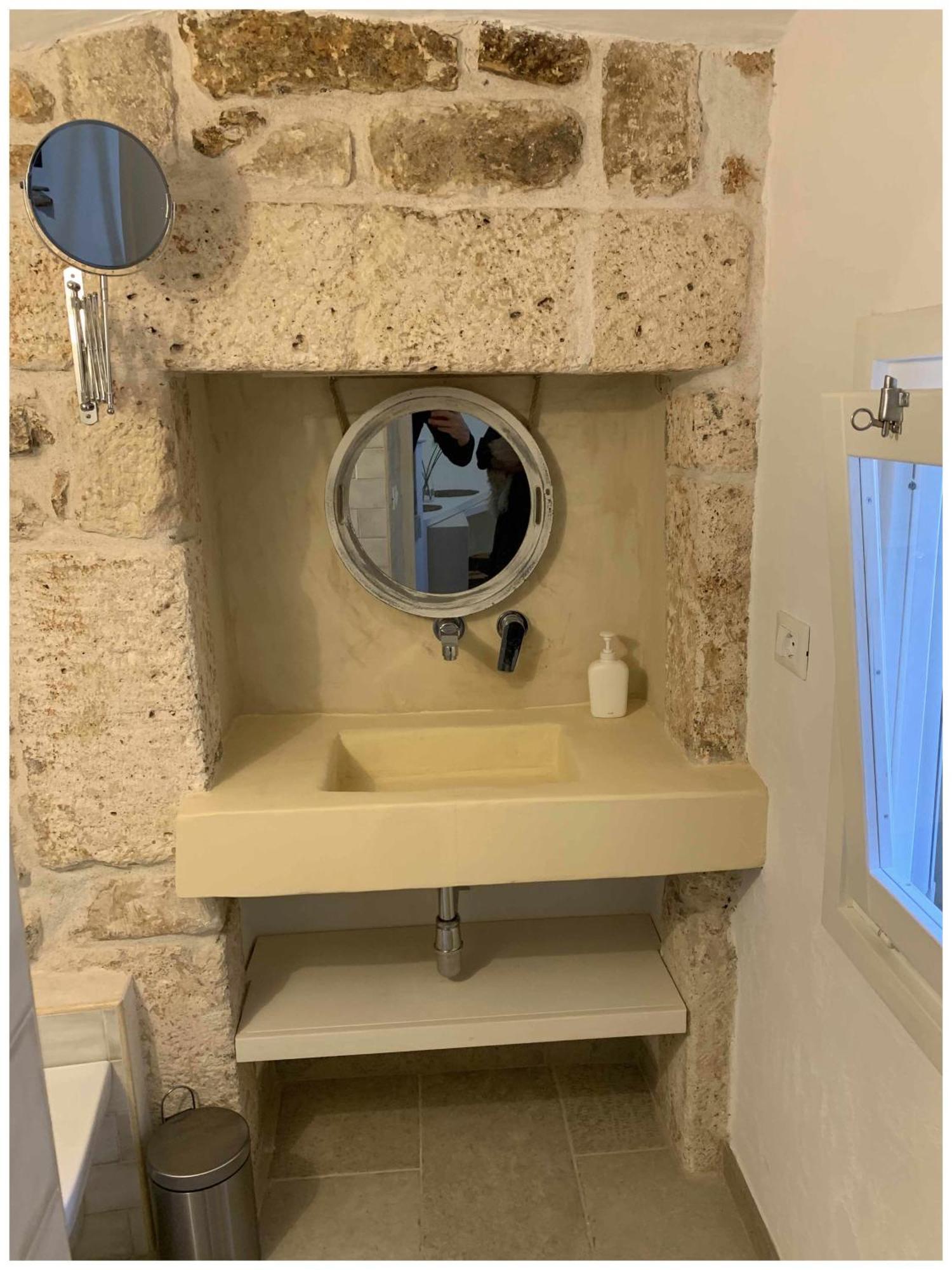 White Stone Flats & Studios Ostuni Rum bild